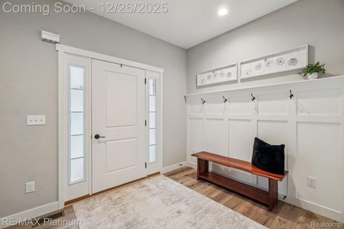 5261 Autumn Kirsten Cir, Fowlerville, MI, 48836-8814 | Card Image