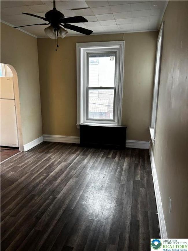 2 - 220 N 4 Th St, Condo with 5 bedrooms, 2 bathrooms and null parking in Allentown PA | Image 4