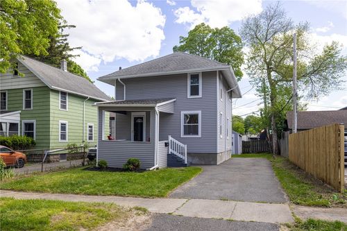 17 Heather St, Rochester, NY, 14610-1461 | Card Image
