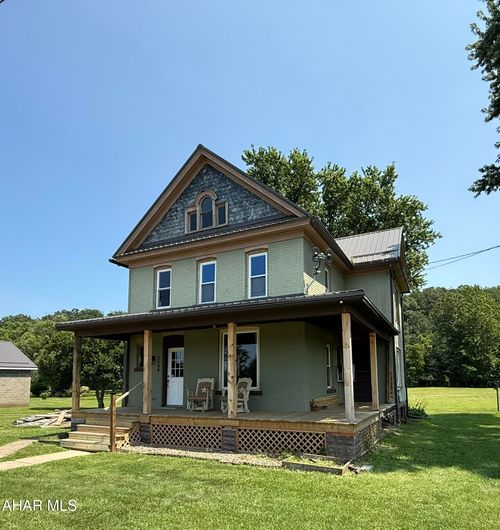 2928 Everett Rd, East Freedom, PA, 16637-8020 | Card Image
