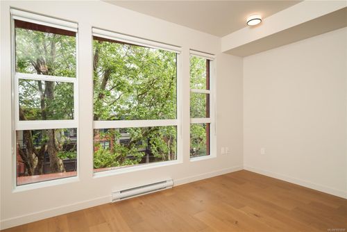 203-629 Speed Ave, Victoria, BC, V8Z1A5 | Card Image