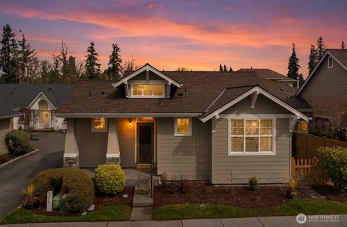 12434 232nd Way Ne, Redmond, WA, 98053-5622 | Card Image