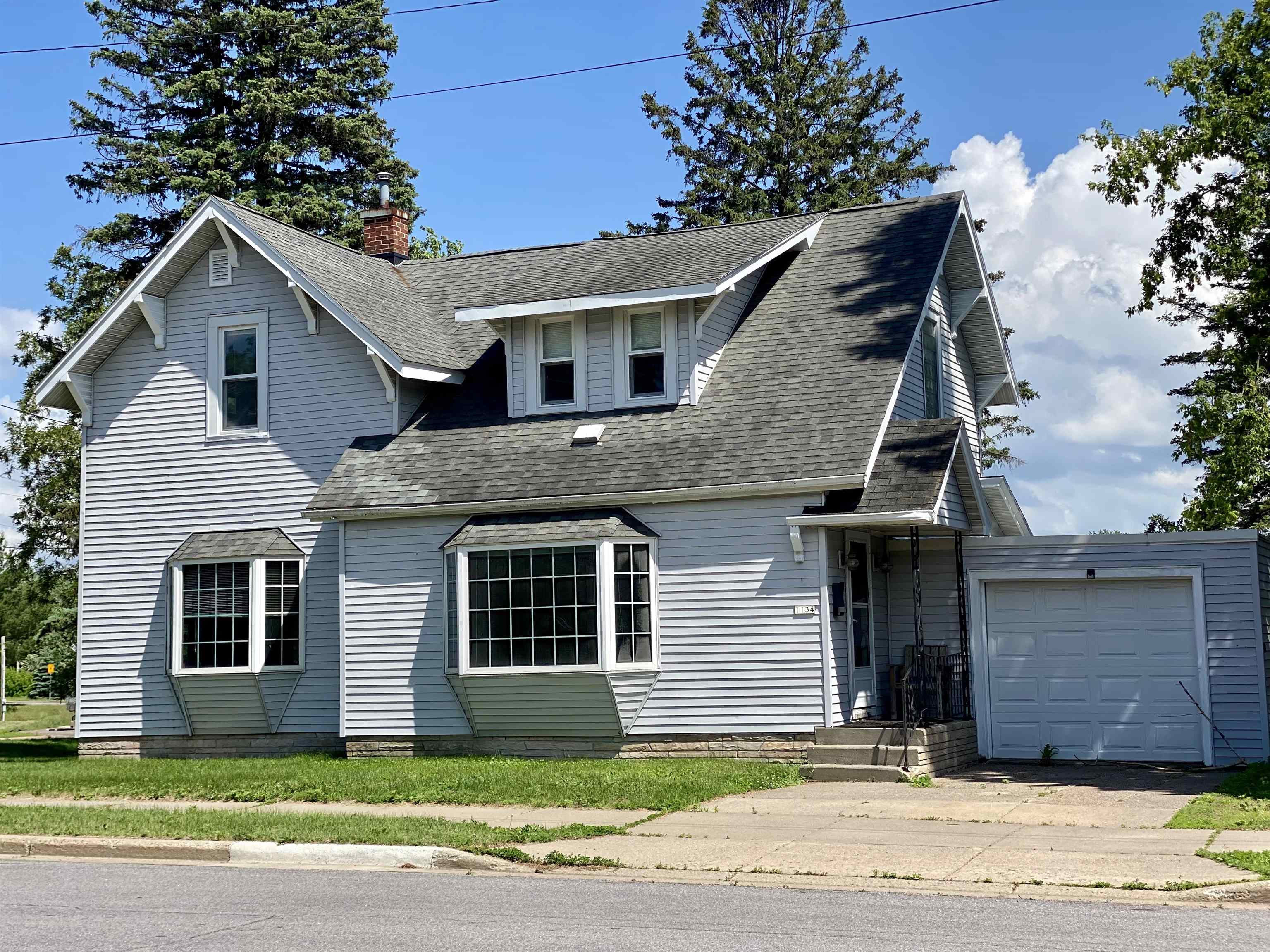 Mason St, Rhinelander, WI 54501