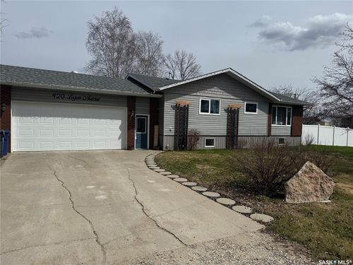 420 Logan Ave, White Fox, SK, S0J3B0 | Card Image