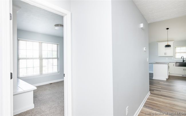 715 Valley View Trce, Home with 4 bedrooms, 3 bathrooms and null parking in New Albany IN | Image 39