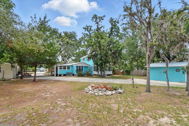 112 8 Th St E, House other with 4 bedrooms, 3 bathrooms and 1 parking in STEINHATCHEE FL | Image 9
