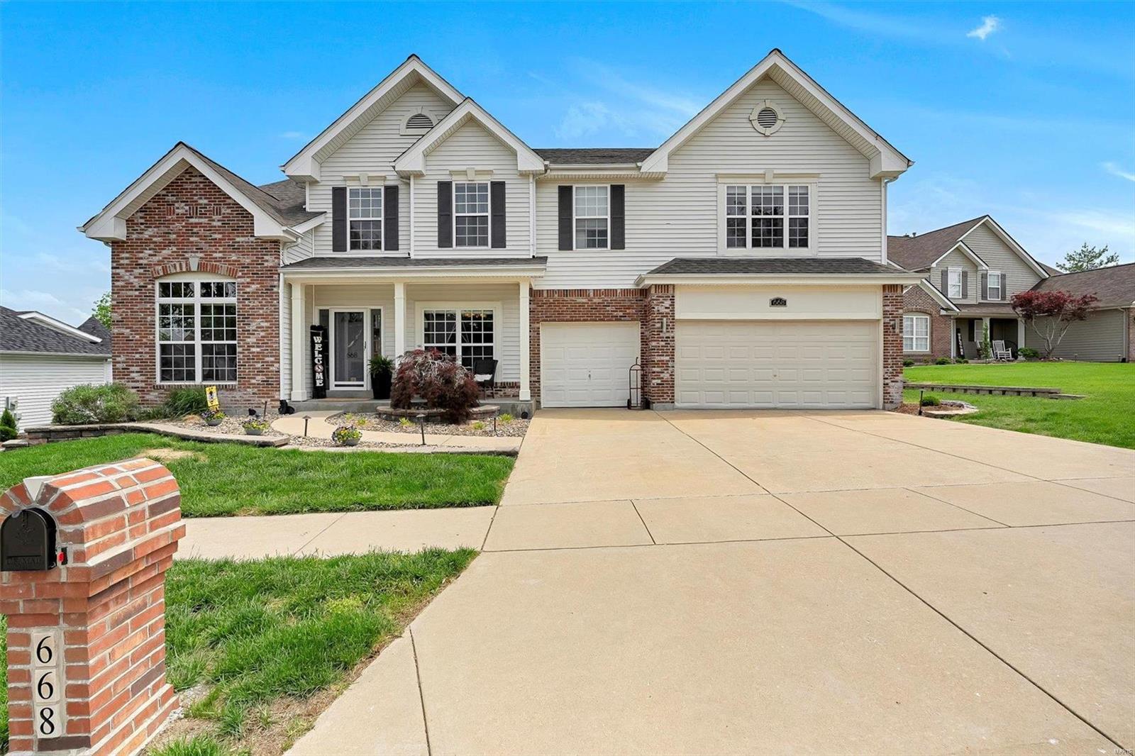 Grand View Ridge Ct, Eureka, MO 63025