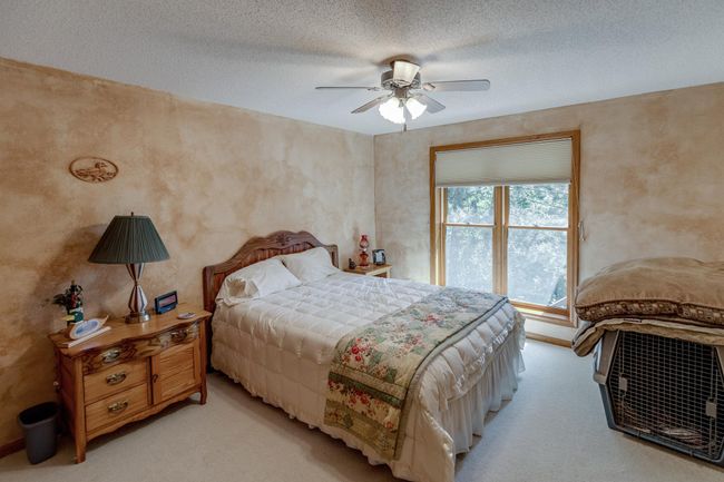 16 x 16 Master Bedroom Lakeside | Image 25