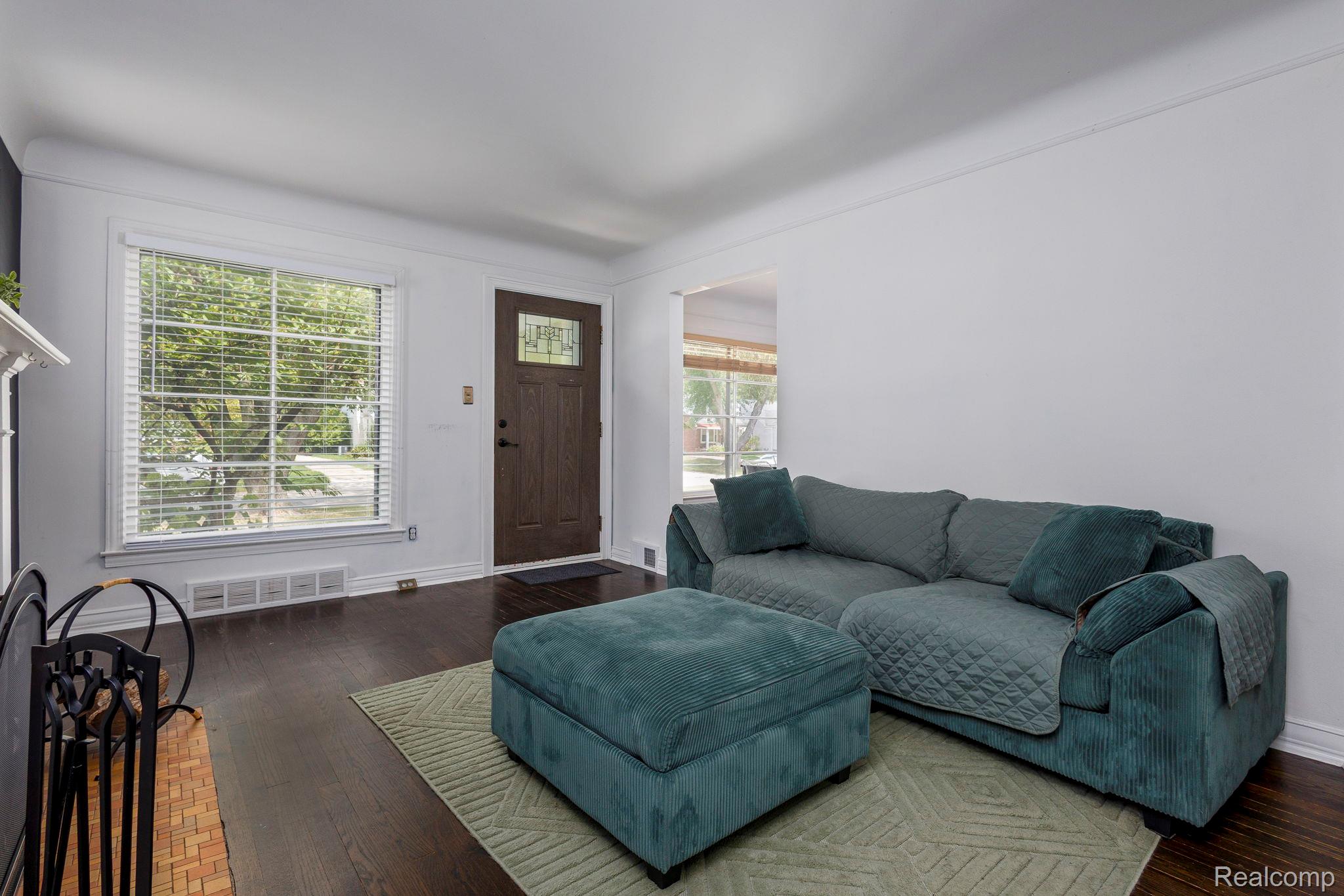 Residential in Harper Woods 5
