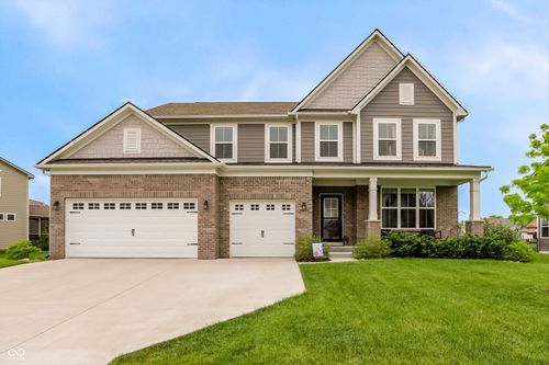 19371 Gillcrest Dr, Noblesville, IN, 46062-7208 | Card Image