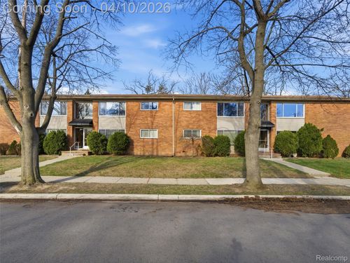 1222 E Lincoln Ave, Royal Oak, MI, 48067-3460 | Card Image