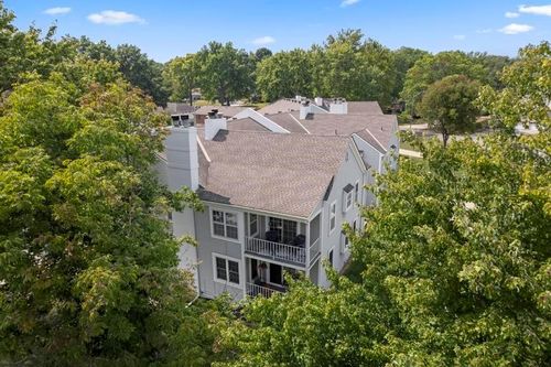 apt-3-11300 Oak St, Kansas City, MO, 64114-6001 | Card Image