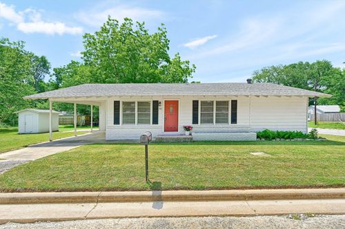 501 S Eddy Ave, Denison, TX, 75020-4205 | Card Image
