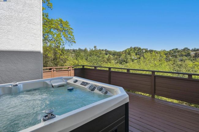 11 Leslyn Ln, House other with 5 bedrooms, 6 bathrooms and 2 parking in Lafayette CA | Image 47