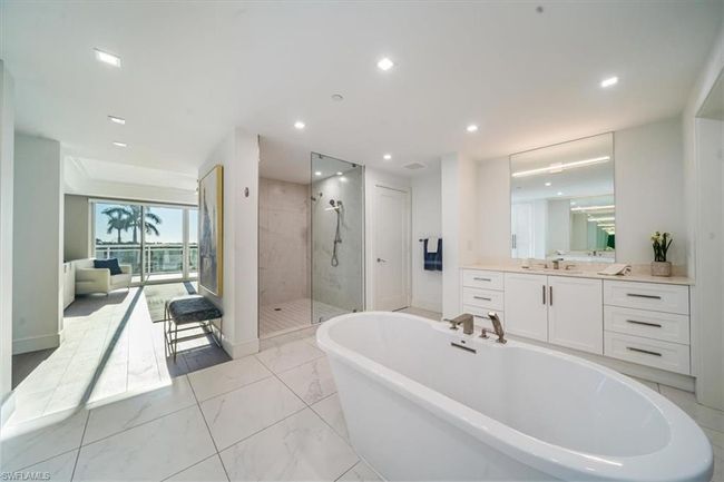 UNIT-301 - 13915 Old Coast Rd, Condo with 4 bedrooms, 4 bathrooms and 2 parking in NAPLES FL | Image 26