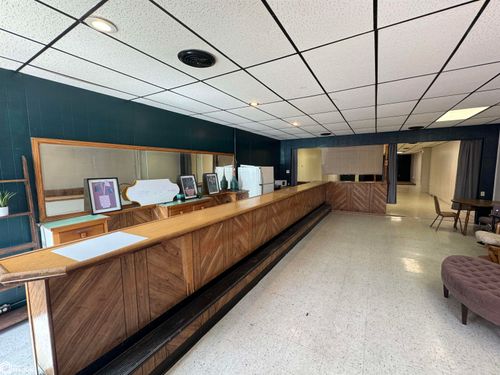 107 E Jefferson St, Bloomfield, IA, 52537-1757 | Card Image