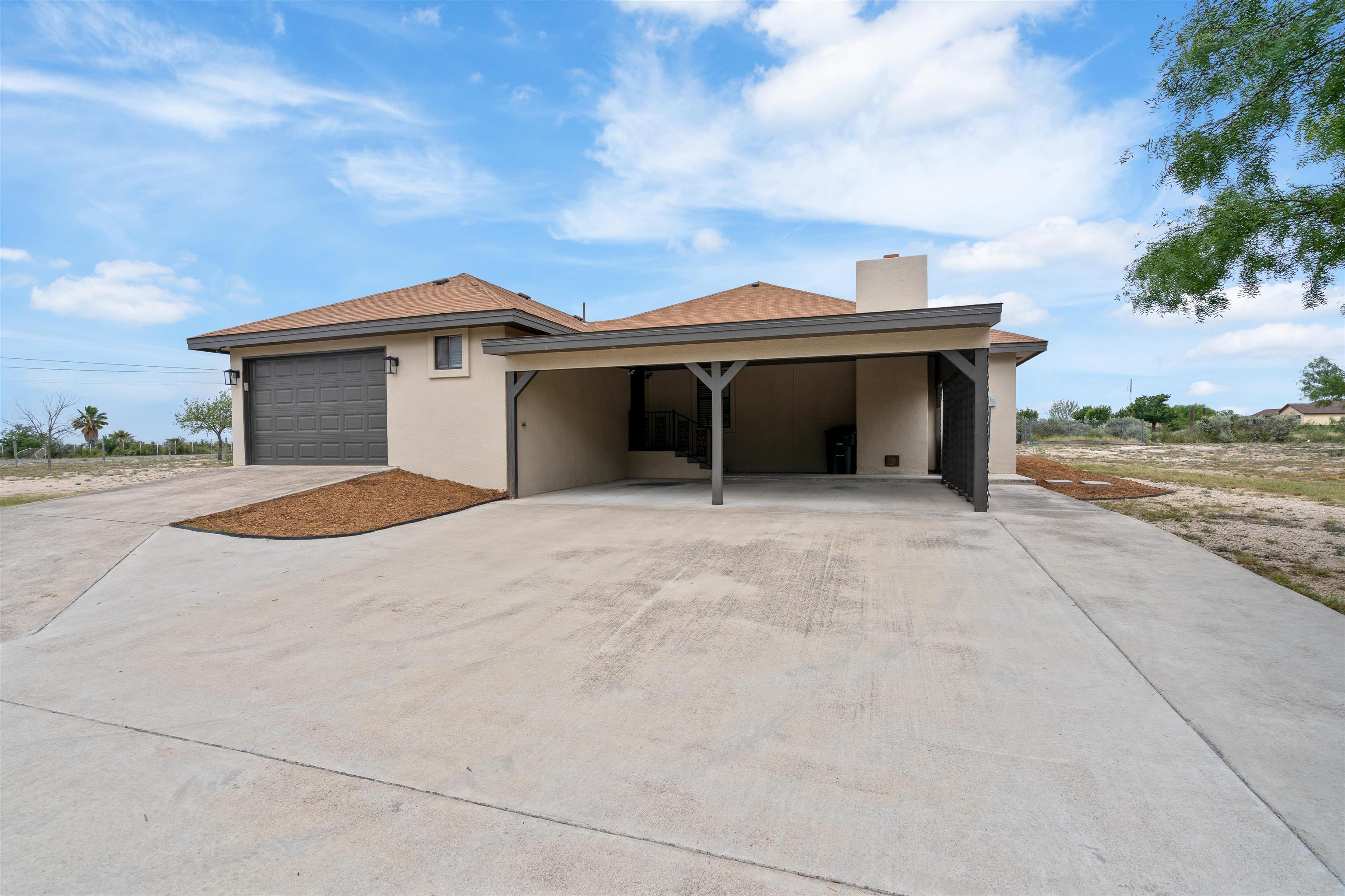 Residential in Del Rio 3