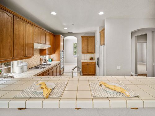 3853 Park Dr, El Dorado Hills, CA, 95762-4568 | Card Image