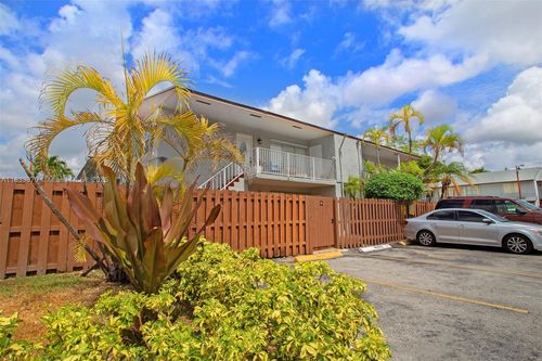 apt-34-15411 Sw 81st Circle Ln, Miami, FL, 33193-1850 | Card Image