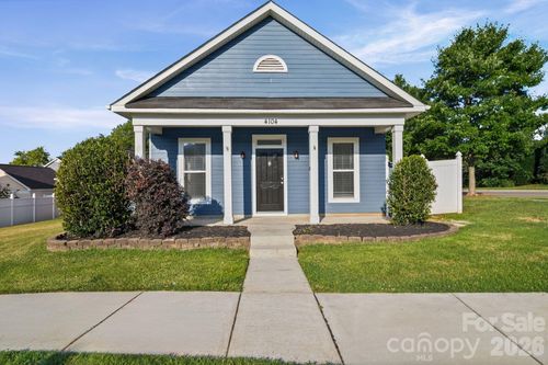 4104 Vance Rd N, Huntersville, NC, 28078-1008 | Card Image