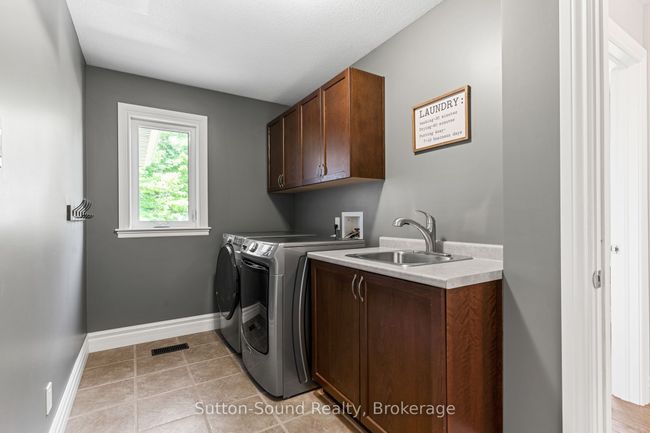782801 3 Sideroad, House other with 4 bedrooms, 4 bathrooms and 25 parking in Chatsworth ON | Image 18