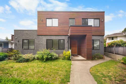 7493 Gatineau Pl, Vancouver, BC, V5S2S3 | Card Image