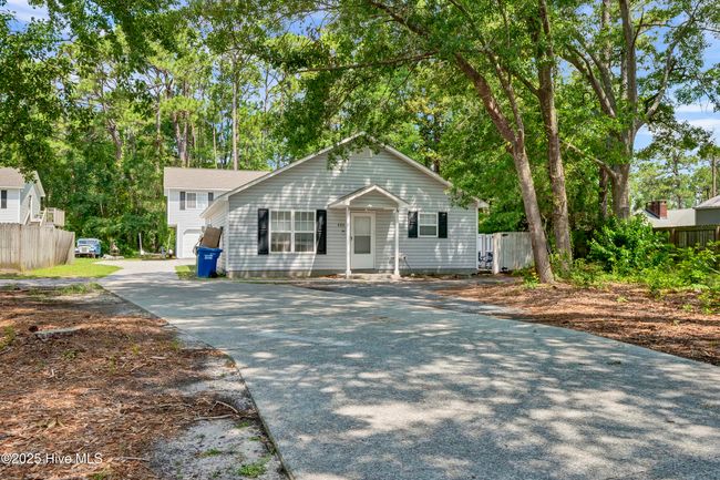400 Beasley Rd, House other with 3 bedrooms, 2 bathrooms and 6 parking in Wilmington NC | Image 5
