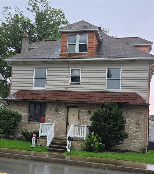 321 E 4th St, Derry, PA, 15627-1617 | Card Image