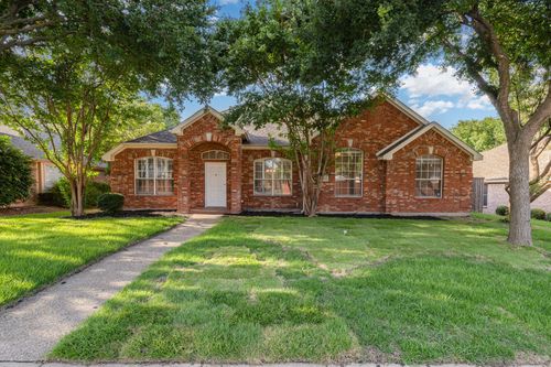 8412 Indianola Dr, Frisco, TX, 75033-6702 | Card Image