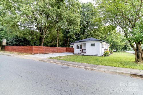 3501 Eastway Dr, Charlotte, NC, 28205-6259 | Card Image