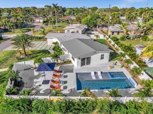 209 Ne 27th Dr, Wilton Manors, FL, 33334-1034 | Card Image