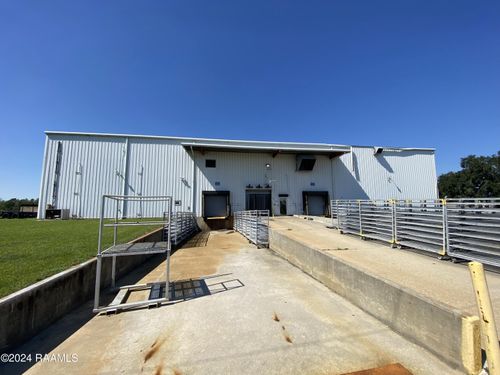 605 Wilfred Landry St, Delcambre, LA, 70528-4713 | Card Image