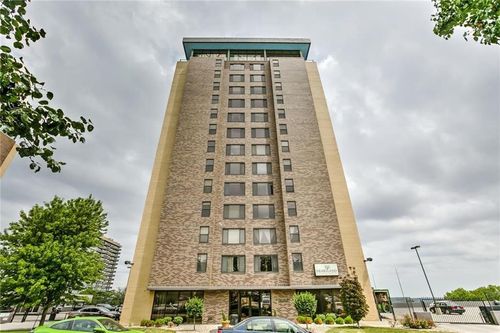 16b-700 E 8th St, Kansas City, MO, 64106-1637 | Card Image