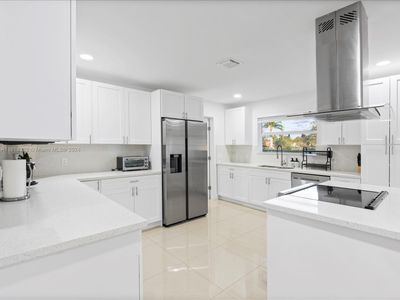 820 W Chaminade Dr, House other with 4 bedrooms, 2 bathrooms and null parking in Hollywood FL | Image 1