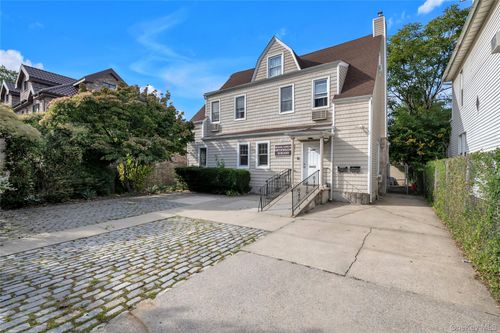 146-53 Delaware Ave, Flushing, NY, 11355-2182 | Card Image