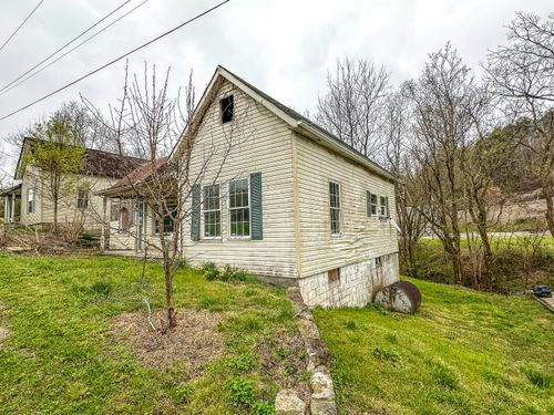 36 and 38 Mullins St, Livingston, KY, 40445 | Card Image
