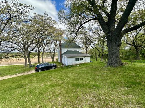 202 Tipperary Road, Oregon, WI, 53521 | Card Image