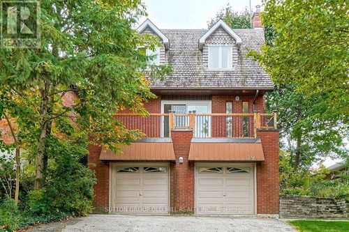 19 Cardell Avenue, Toronto (Humberlea-Pelmo Park), ON, M9N1S4 | Card Image