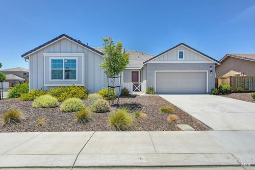 272 Cask Dr, Vacaville, CA, 95687-7915 | Card Image