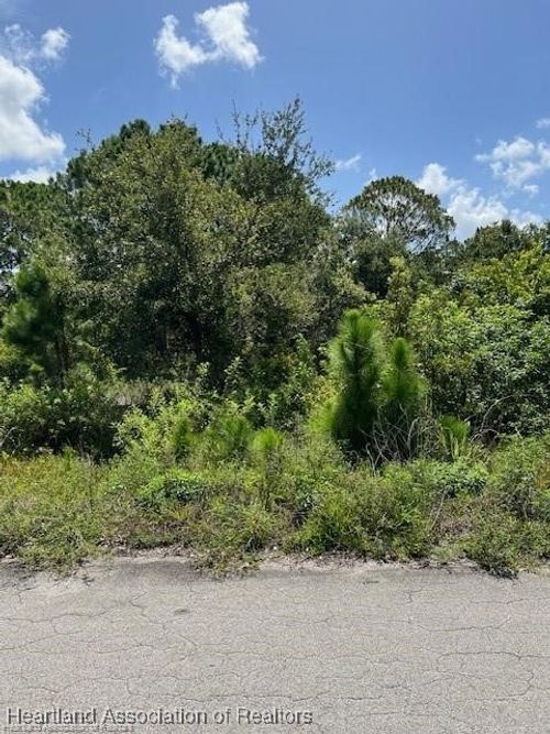 652 Aerostar Ave Nw, LAKE PLACID, FL, 33852 | Card Image