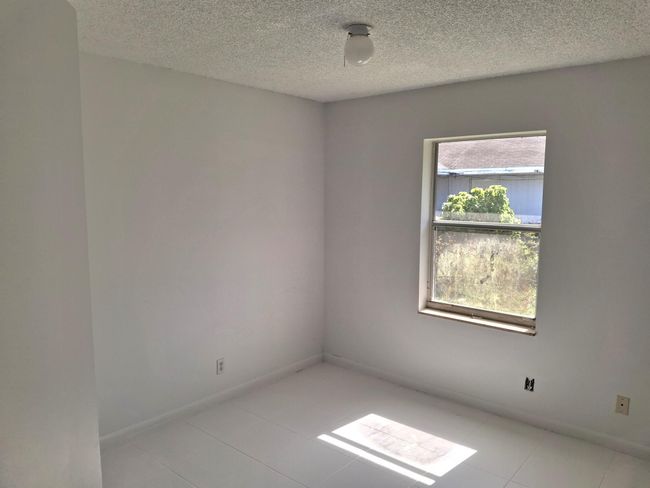 701 Nw 15 Th Ct, House other with 4 bedrooms, 2 bathrooms and null parking in Pompano Beach FL | Image 16