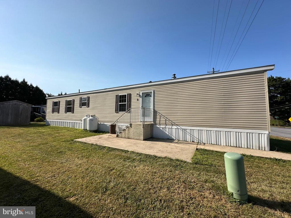 Mockingbird Ln, Phoenixville, PA 19460