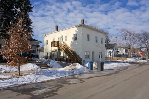 456 Buchanan St Ne, Minneapolis, MN, 55413-2504 | Card Image