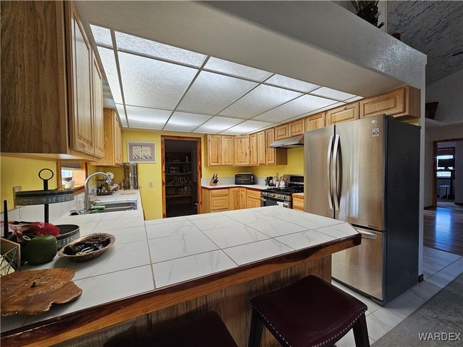 Kitchen | Image 12