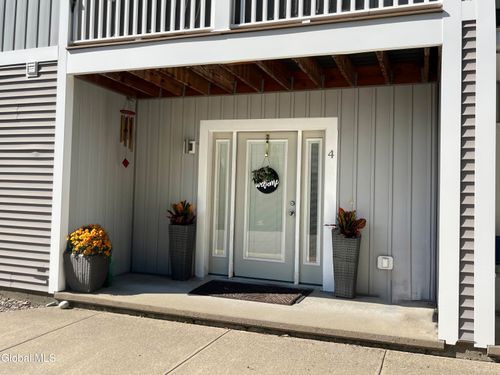4-166 Jefferson St, Saratoga Springs, NY, 12866-5196 | Card Image