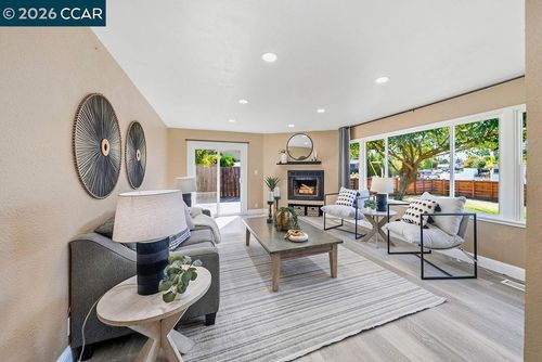 3825 Joan Ave, Concord, CA, 94521-2540 | Card Image
