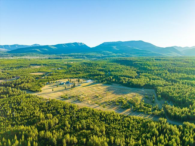 400 Kintla Ranch Rd, House other with 7 bedrooms, 6 bathrooms and null parking in Polebridge MT | Image 128