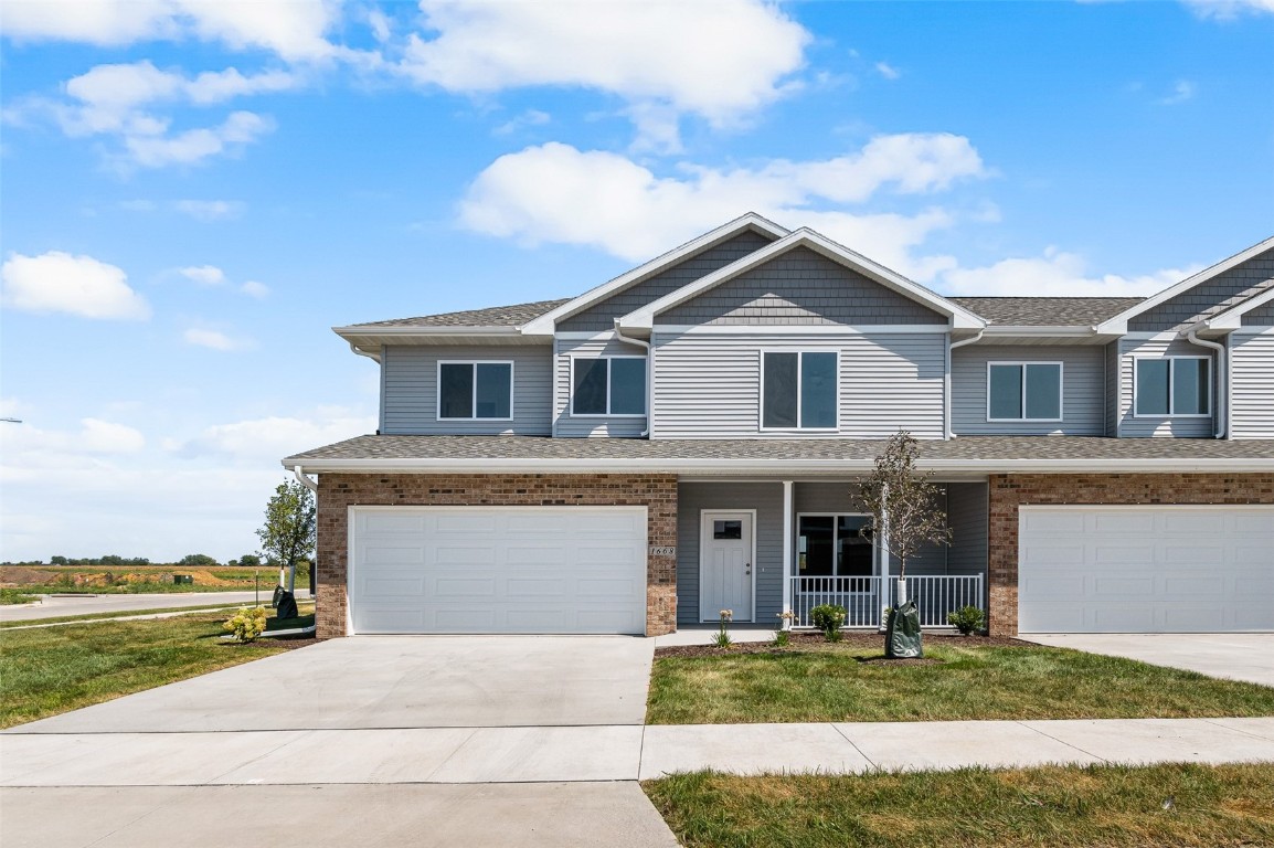 Aspen Ct, North Liberty, IA 52317