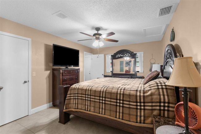 7489 Gates Cir, House other with 3 bedrooms, 2 bathrooms and null parking in SPRING HILL FL | Image 18