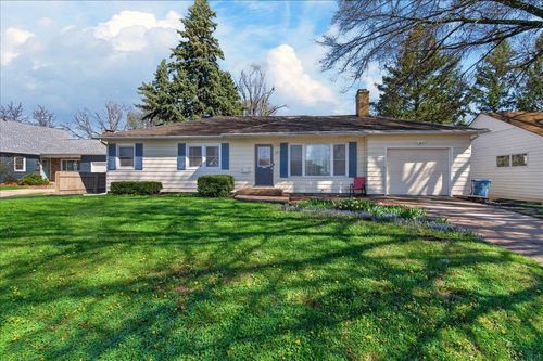 701 Lorraine Avenue, Waterloo, IA, 50701 | Card Image